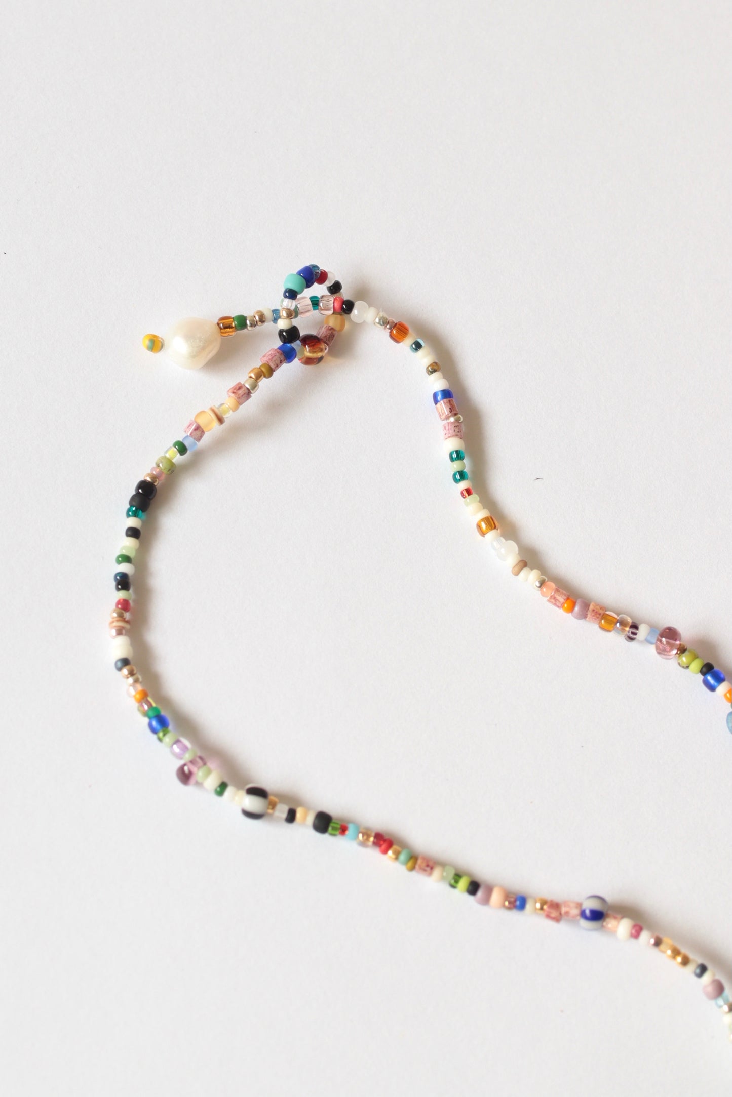 STONE BEADS NECKLACE