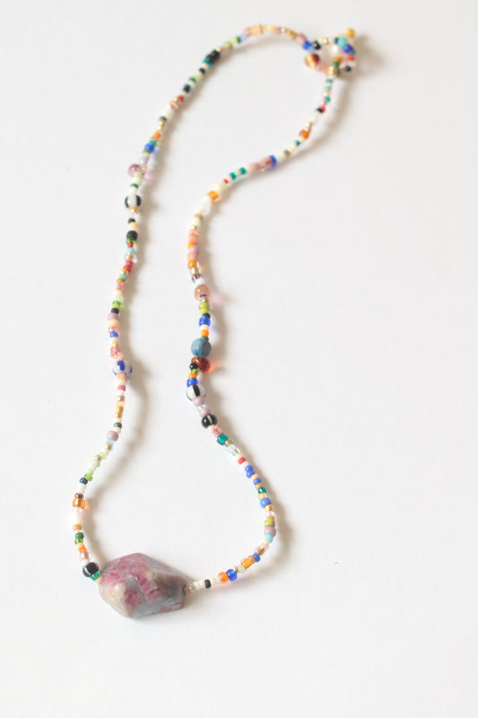STONE BEADS NECKLACE