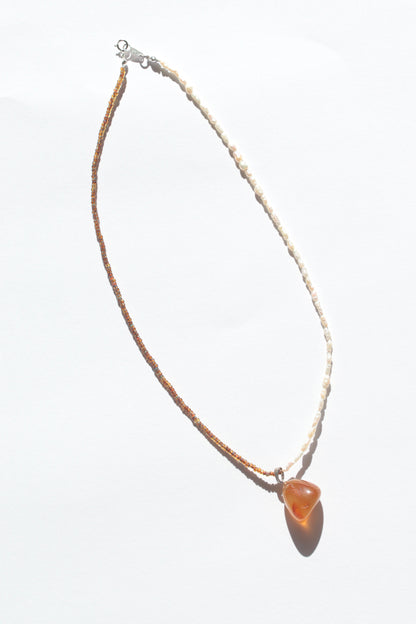 PEARL NECKLACE - orange calcite
