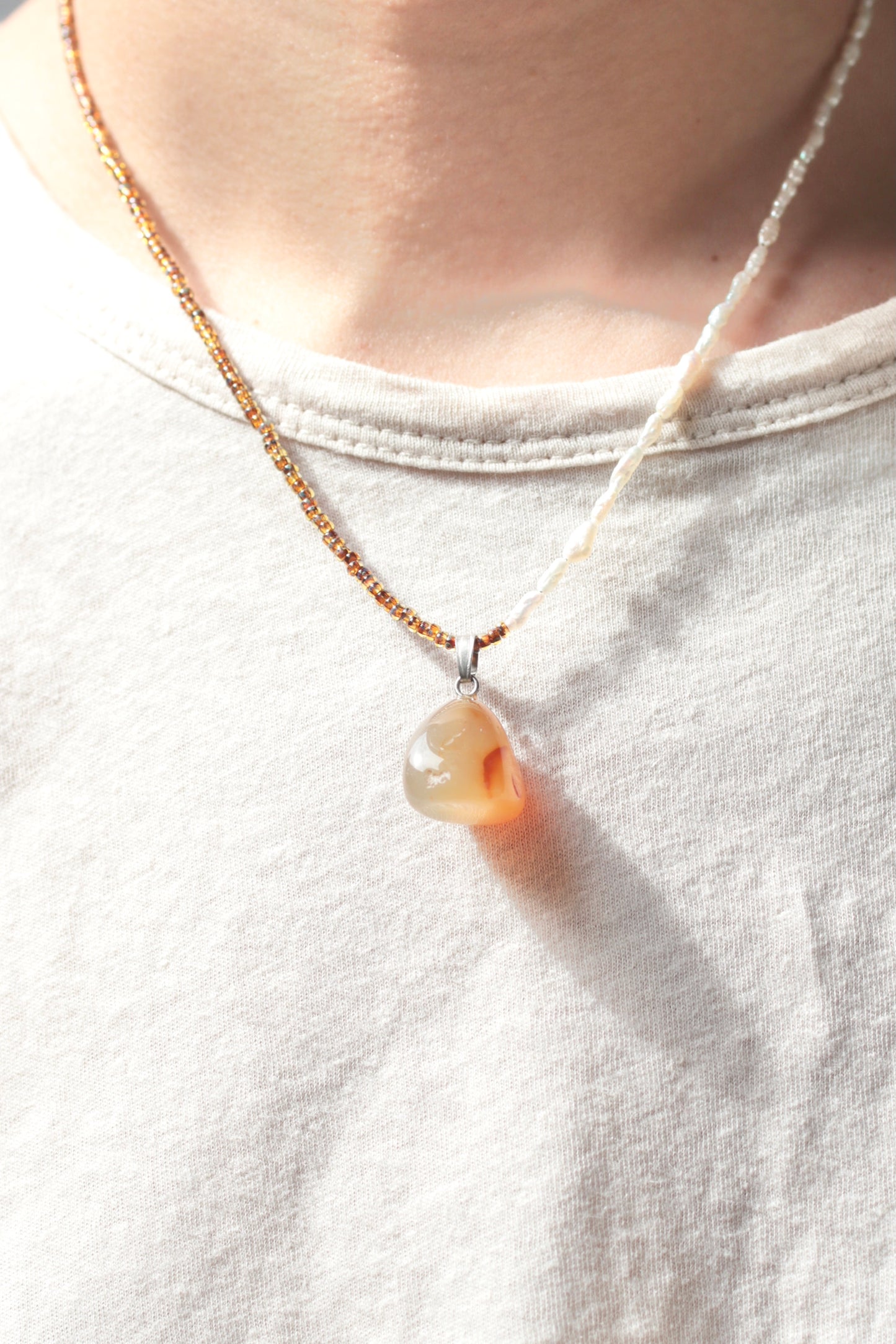 STONE NECKLACE - orange calcite