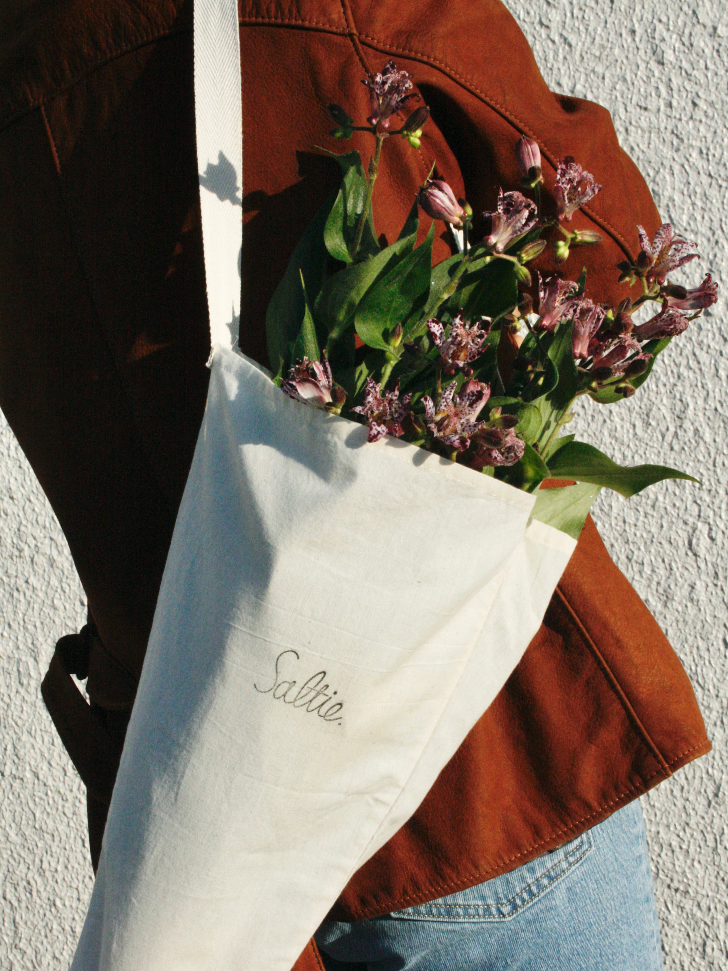 REUSABLE FLOWER BAG - M – Saltie.